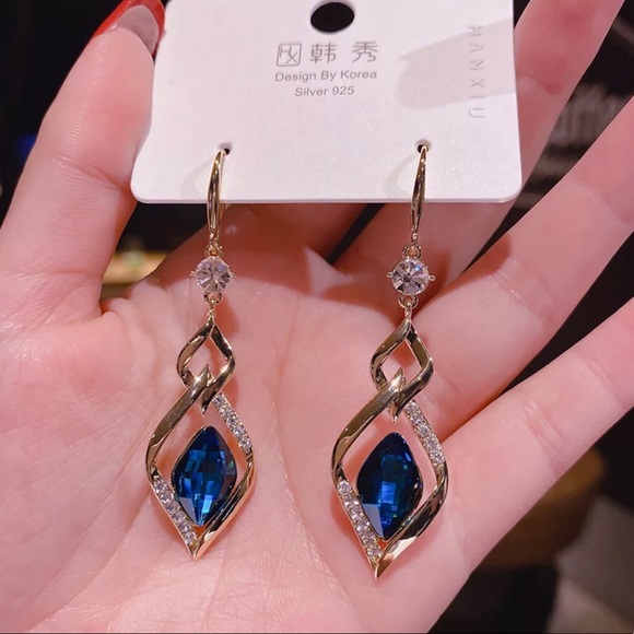 Royal Blue Crystal Geometry Shaped Dangle Earrings By Korea Designer - Picture 1 of 8